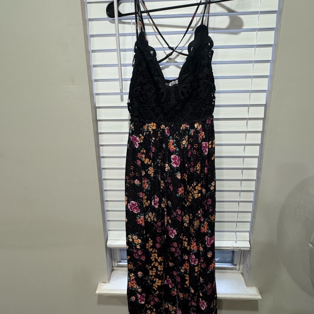 White Birch Floral Black Maxi Dress NWOT small